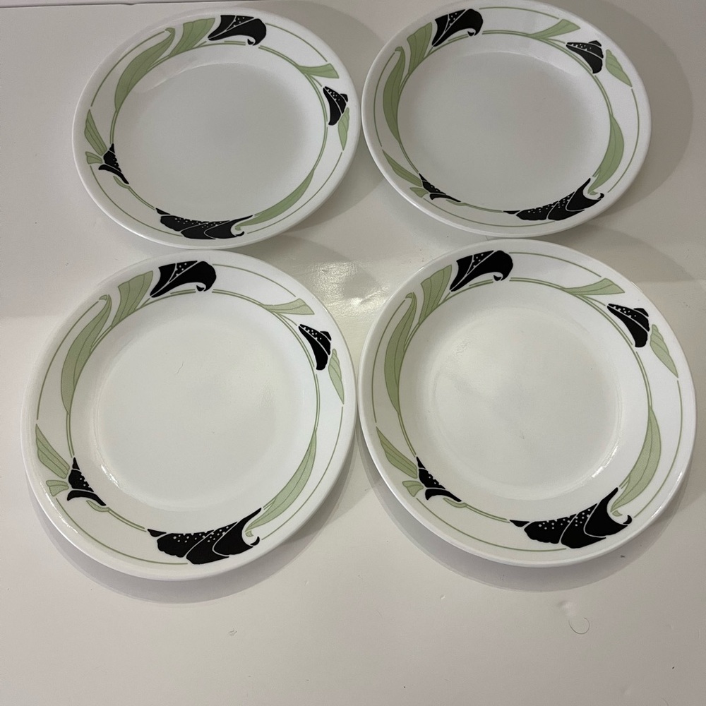 Vintage 90’s Corelle Black Orchid Dessert Plates, Discontinued Pattern set of 4